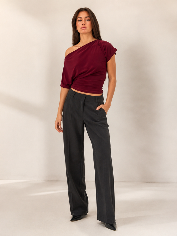 Alina — Asymmetric Fitted Top
